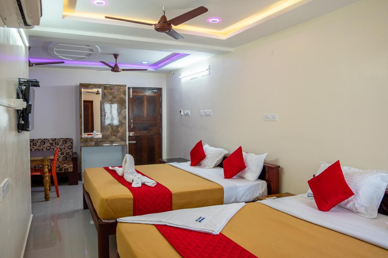 Le Suresh Guest House ポンディシェリ エクステリア 写真
